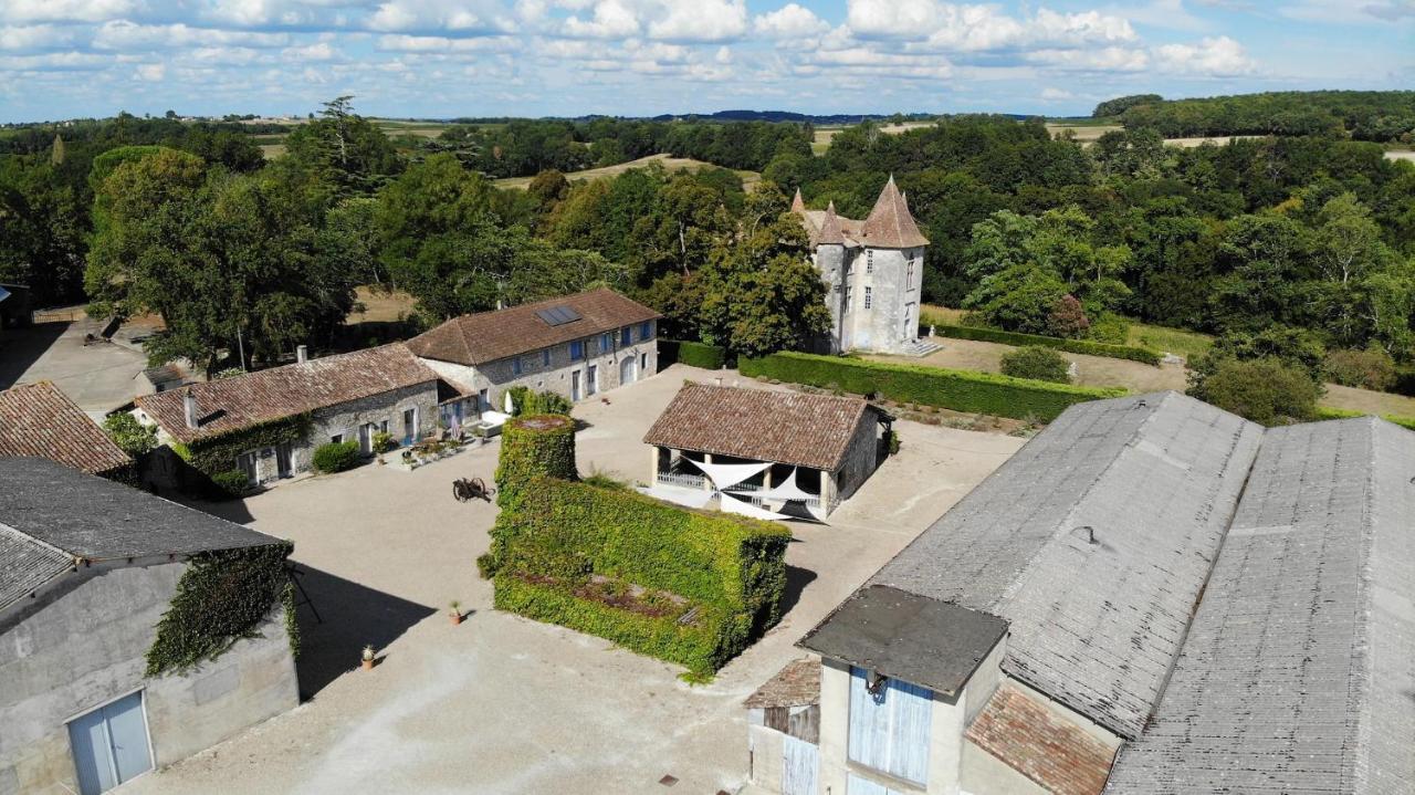 Gites Du Chateau De Panisseau Thénac Exteriör bild